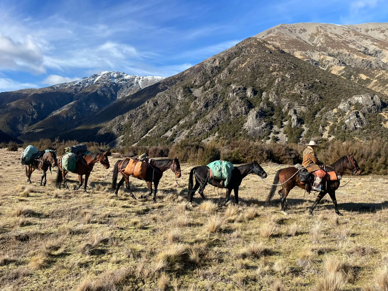 A scenic day ride through the New Zealand high country